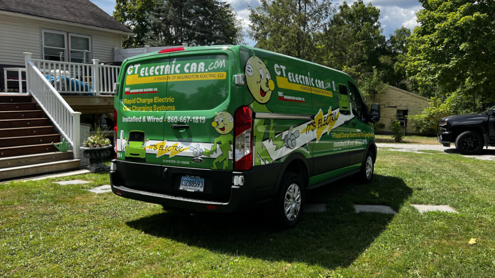 Signs and vehicle wraps gallery image