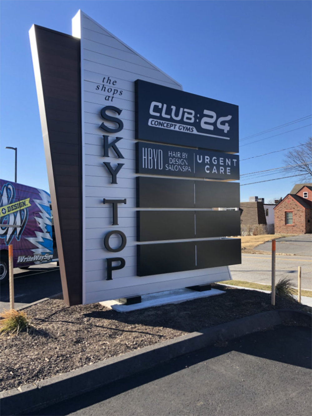 Signs and vehicle wraps gallery image