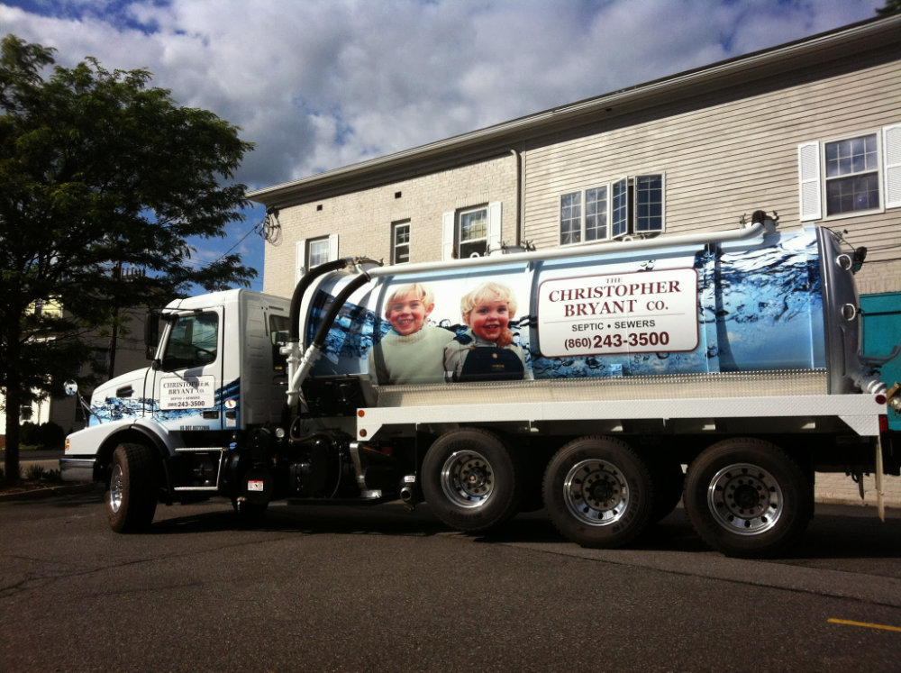 Signs and vehicle wraps gallery image