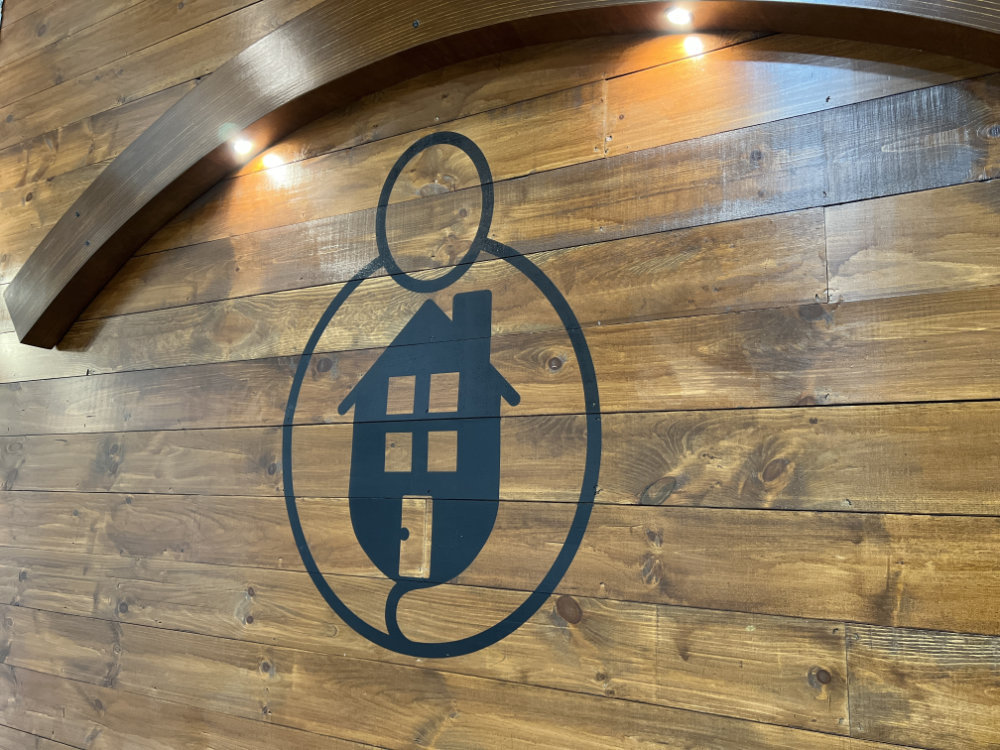 Signs and vehicle wraps gallery image