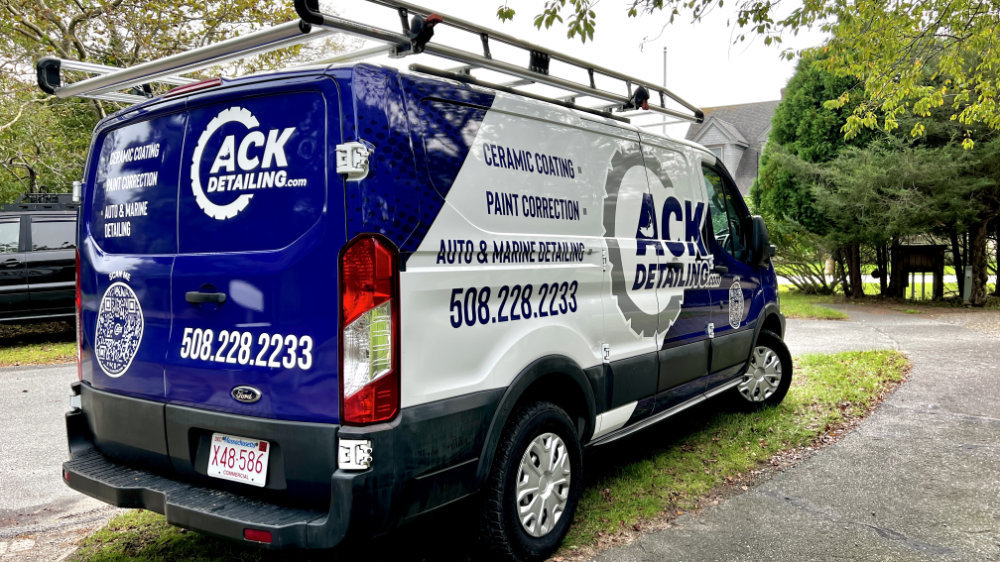 Signs and vehicle wraps gallery image