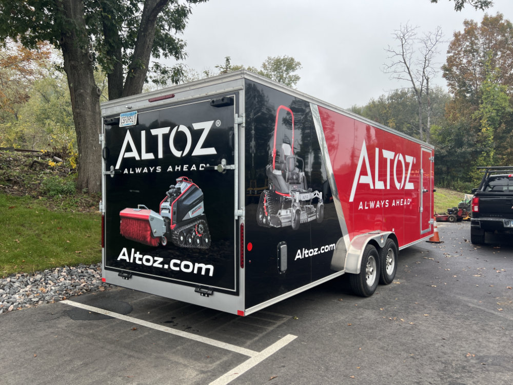 Signs and vehicle wraps gallery image