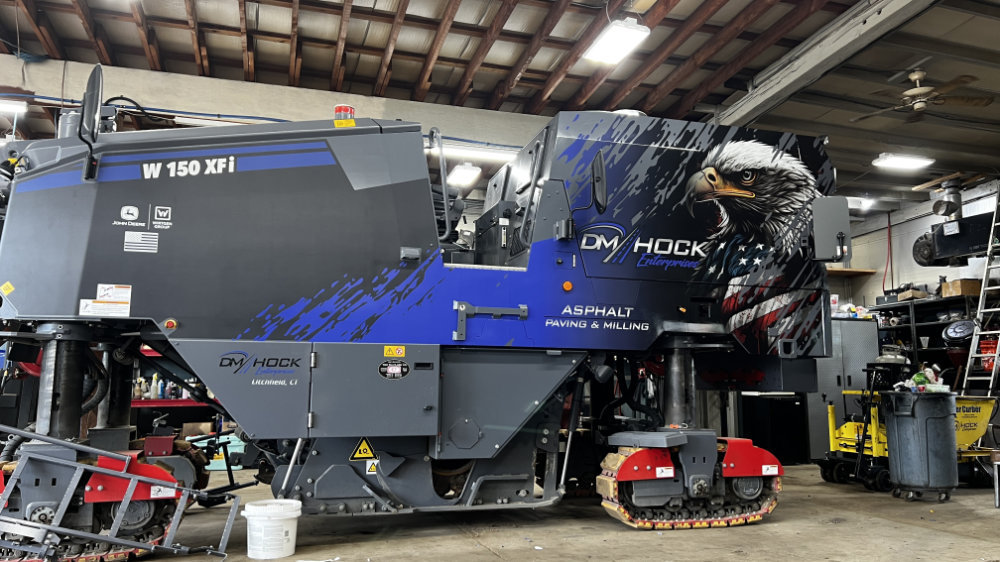 Signs and vehicle wraps gallery image