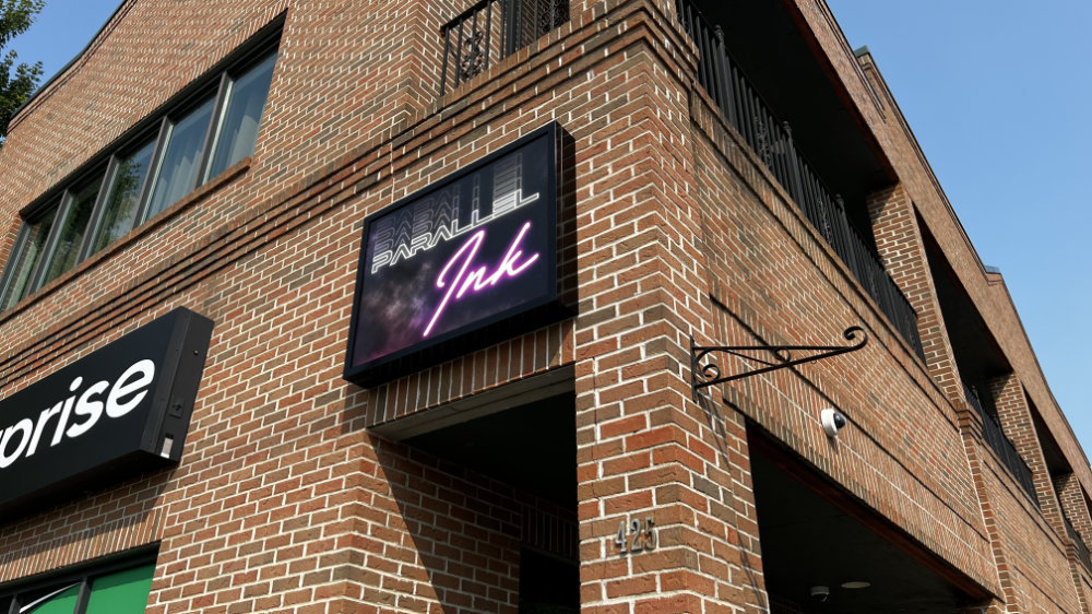 Signs and vehicle wraps gallery image