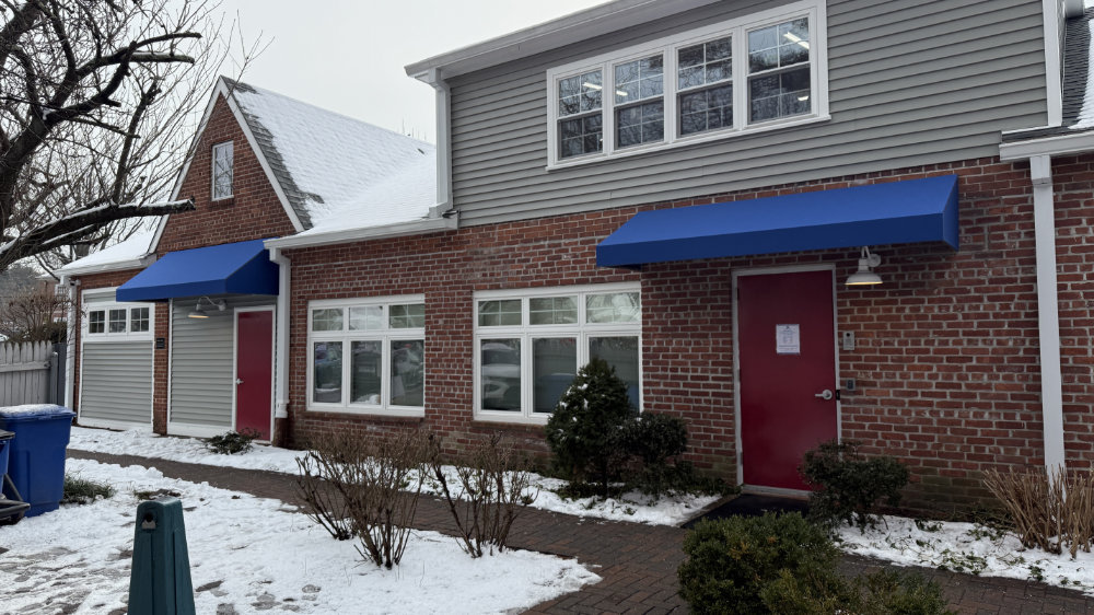 Signs and vehicle wraps gallery image