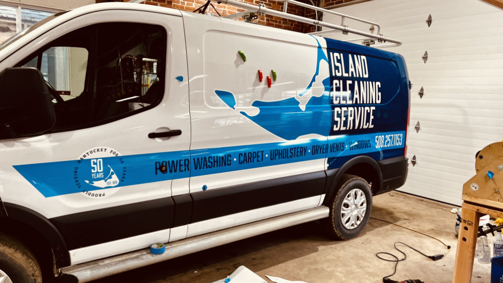 Signs and vehicle wraps gallery image