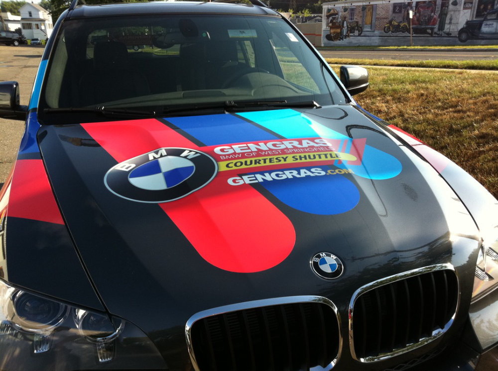 Signs and vehicle wraps gallery image