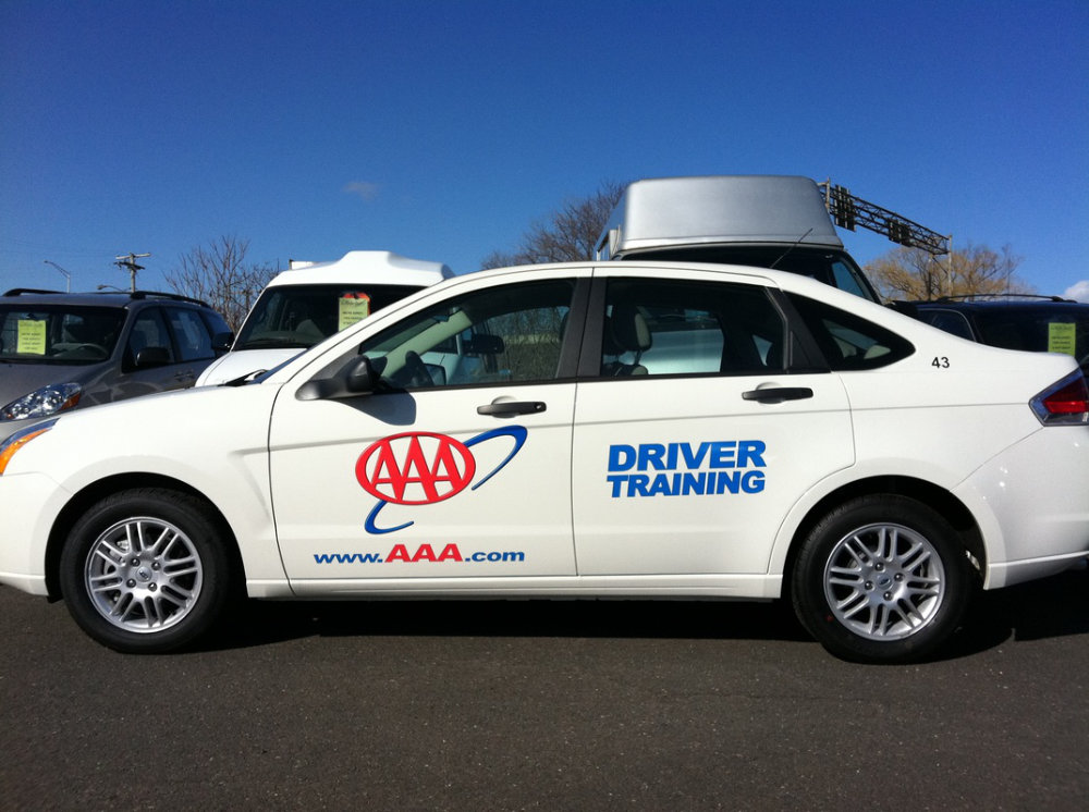 Signs and vehicle wraps gallery image